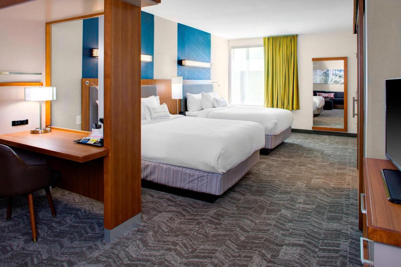 Springhill Suites By Marriott Kansas City Lenexa/City Center Екстериор снимка