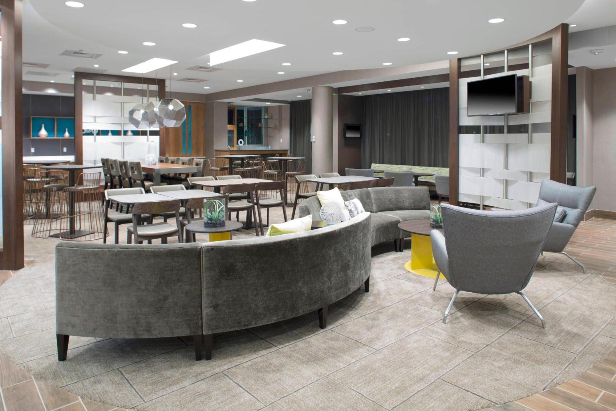 Springhill Suites By Marriott Kansas City Lenexa/City Center Екстериор снимка