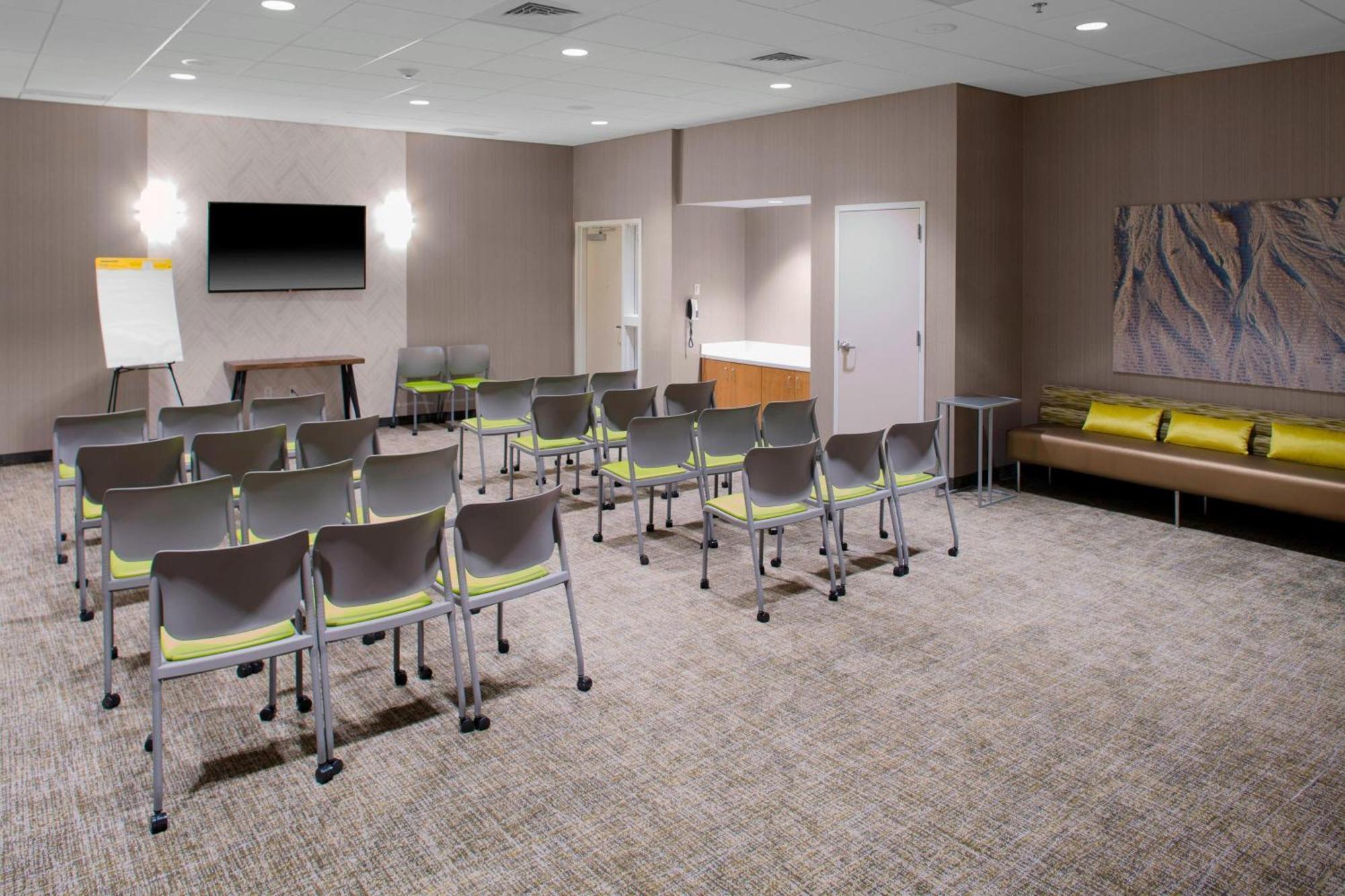 Springhill Suites By Marriott Kansas City Lenexa/City Center Екстериор снимка